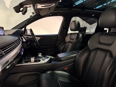 2016 Audi Q7 - Thumbnail