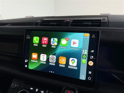 2022 Land Rover Defender - Thumbnail