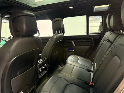 2022 Land Rover Defender - Thumbnail