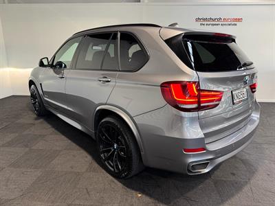 2017 BMW X5 - Thumbnail