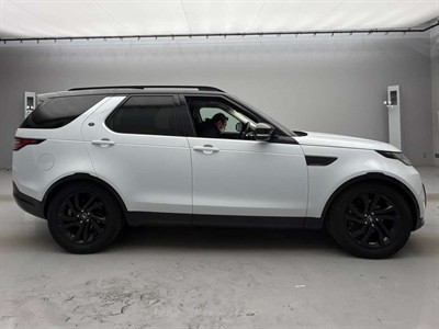 2019 Land Rover Discovery - Thumbnail