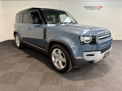 2024 Land Rover Defender - Thumbnail