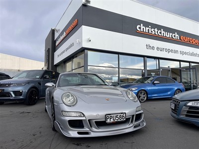 2005 Porsche 911 - Thumbnail