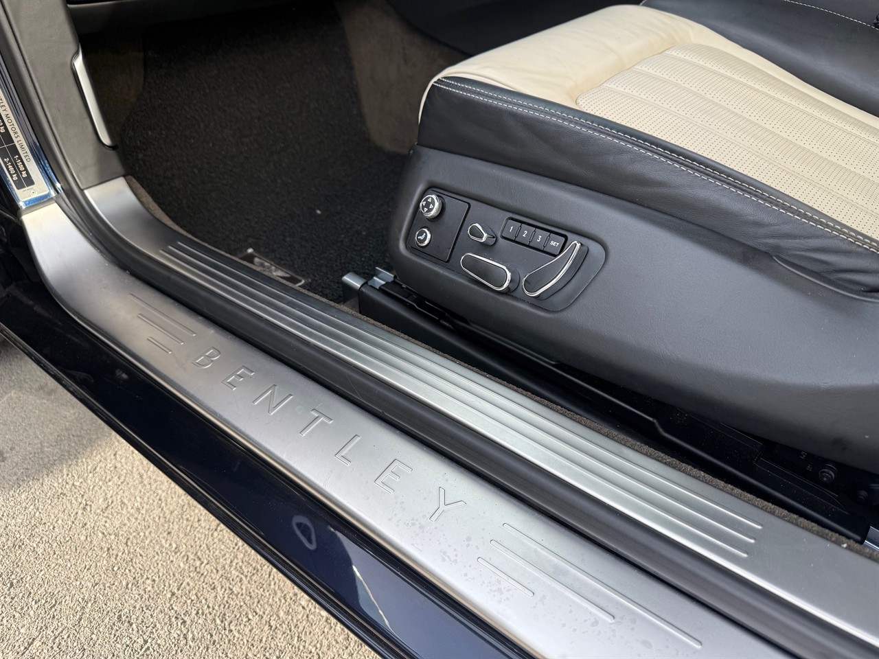 2014 Bentley Continental