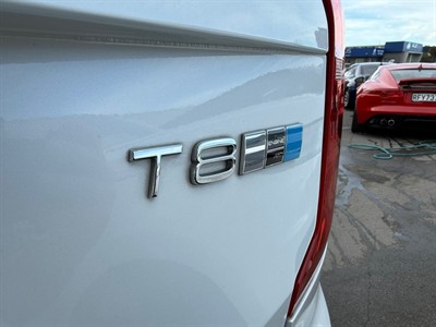 2016 Volvo XC90 - Thumbnail