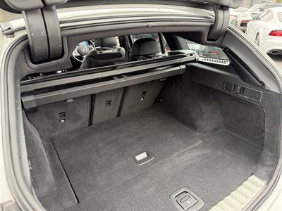 2019 BMW 320d - Thumbnail