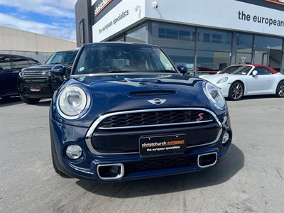 2015 Mini Cooper S - Thumbnail