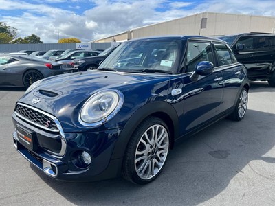 2015 Mini Cooper S - Thumbnail