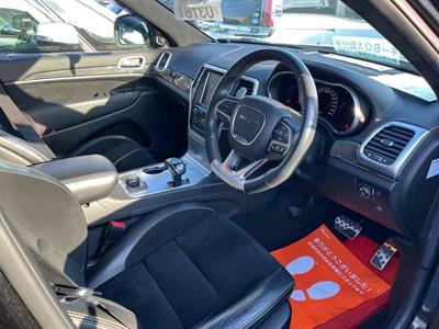 2014 Jeep Grand Cherokee - Thumbnail