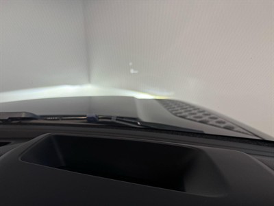 2023 Land Rover Defender - Thumbnail