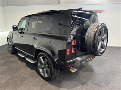 2023 Land Rover Defender - Thumbnail