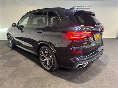 2022 BMW X5 - Thumbnail