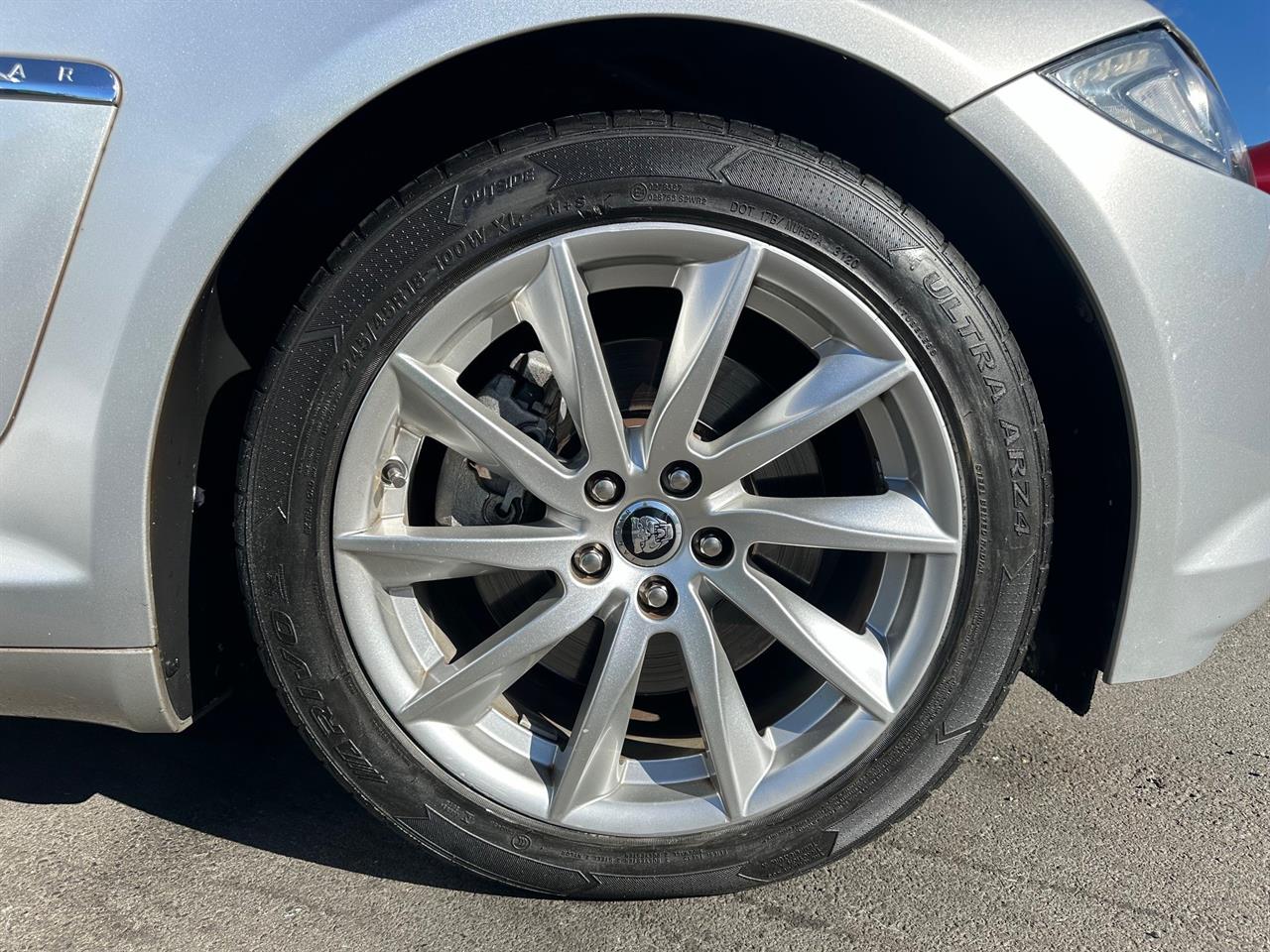 2012 Jaguar XF