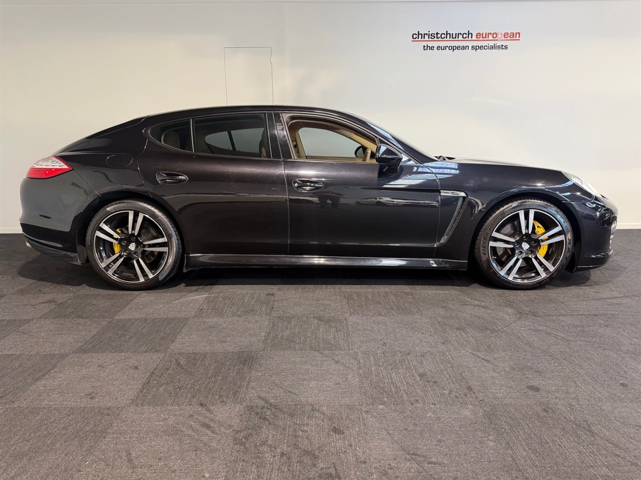 2010 Porsche Panamera