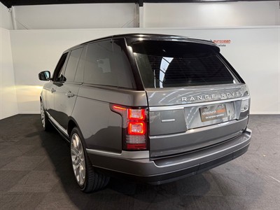 2017 Land Rover Range Rover - Thumbnail