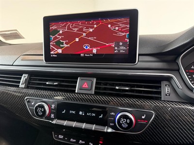 2019 Audi RS4 - Thumbnail