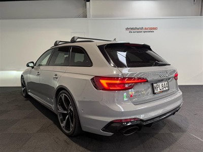 2019 Audi RS4 - Thumbnail