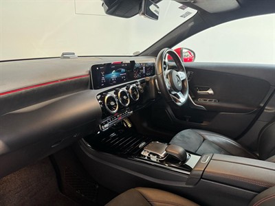 2018 Mercedes-Benz A 180 - Thumbnail